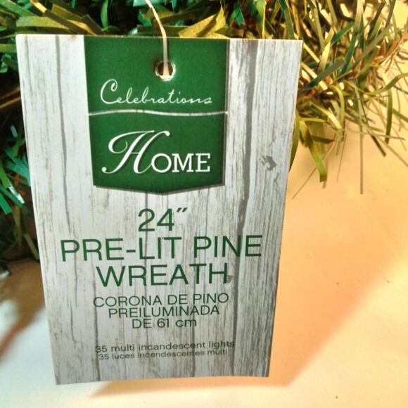 Pre Lit Pine Wreath Multi Color Lights Pinecones New 24 Inch - Picture 8 of 12